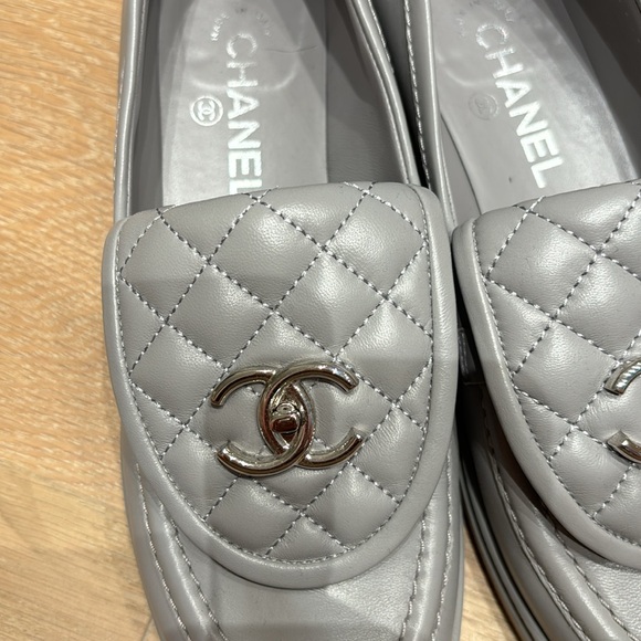 Authentic Chanel Quilted Loafers size 39 - Picture 2 of 9